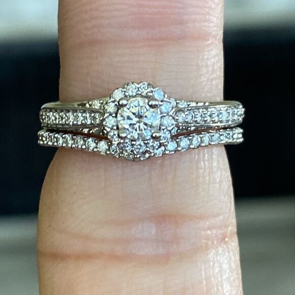 10KWG Diamond Bridal Set | Engagement & Wedding Ring - Picture 8 of 16
